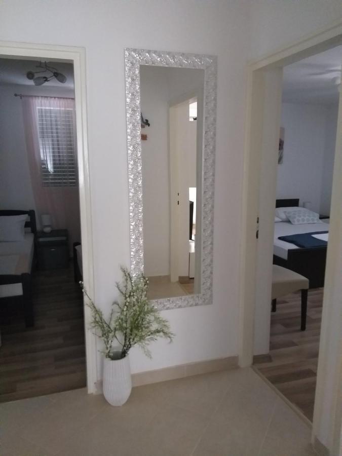 Apartment Lana Kastel Stari Kastela Ngoại thất bức ảnh